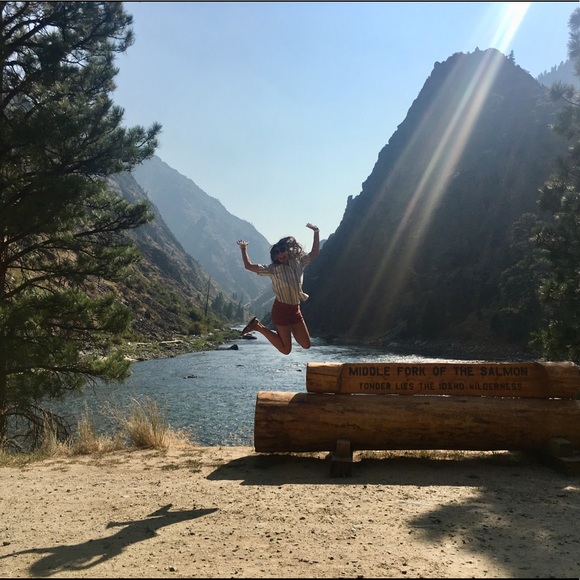 Hi! I’m Angie 🌺 - Picture 4 of 16